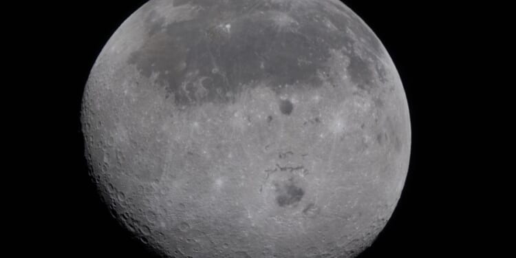 Yes, the moon rotates. So why don't we ever see the far side?