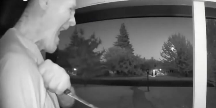 Knife-wielding maniac terrorizes California neighborhood