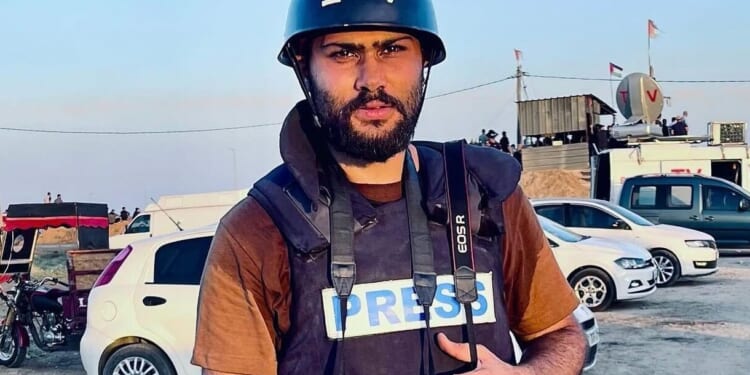 New York Times Pulitzer-Winning Photographer Calls Hamas and Jihadist Militants 'Martyrs' and 'Resistance,' Criticizes Israel for 'War on Gaza’s Children'