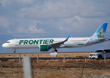 Frontier Airlines Jet Hits ‘Pedestrian’ on Runway – Twitchy