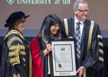 Buffy Sainte-Marie stripped of University of Toronto honorary degree over Indigenous claims