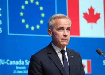 Carney takes jab at Trump after teleprompter goes down