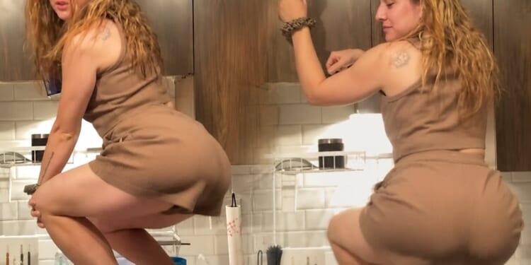 Dem Hopeful Twerks Her Way Onto The Campaign Trail