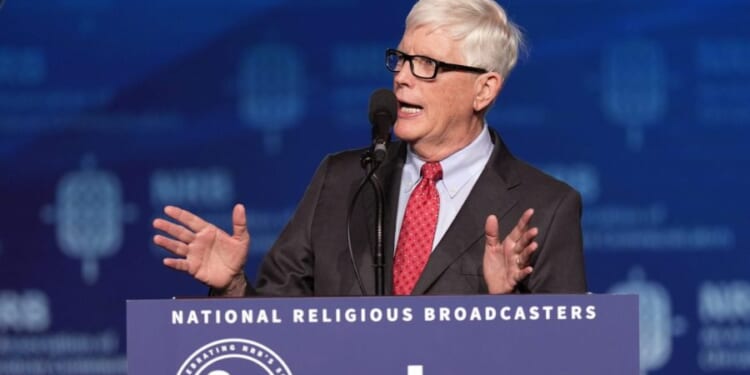 Hewitt: Iran peace framework 'terrible deal'