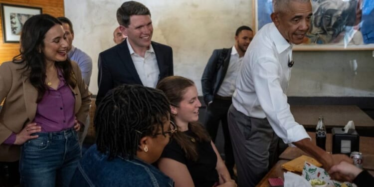 Obama backs Talarico in Texas
