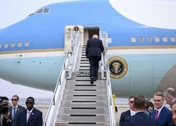 The Chinese Gifts Tossed Before Boarding Air Force One