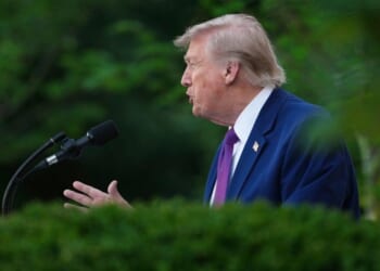 Trump's approval on economy hits new low; 7 in 10 expect recession next year: Poll