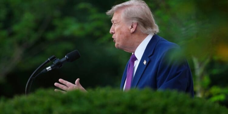 Trump's approval on economy hits new low; 7 in 10 expect recession next year: Poll