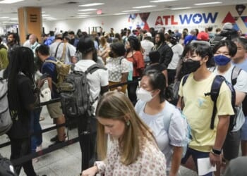 US adds Atlanta airport as enhanced screening location for travelers from Ebola outbreak countries