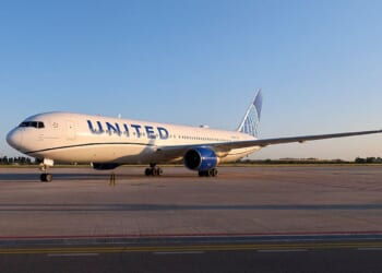 United Airlines Plane Hits Bakery Truck Moments Before Landing